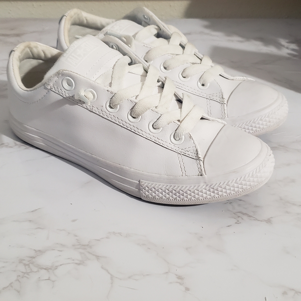 White converse
